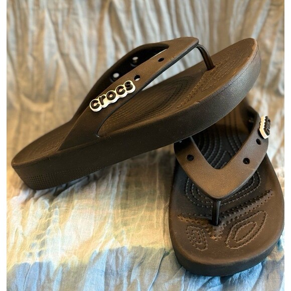 Crocs - Picture 6 of 6